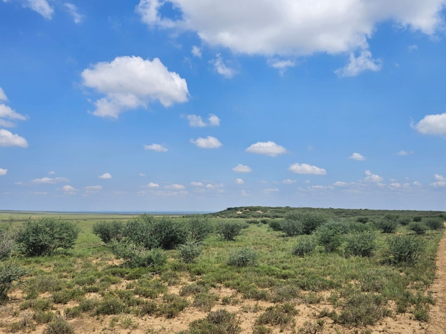 4 Bedroom Property for Sale in Jan Kempdorp Rural Northern Cape